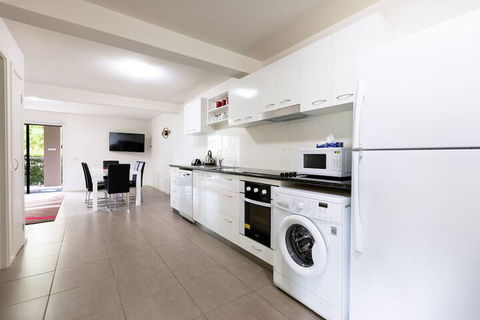 Apex Park Holiday Apartments - Accommodation Australia 1