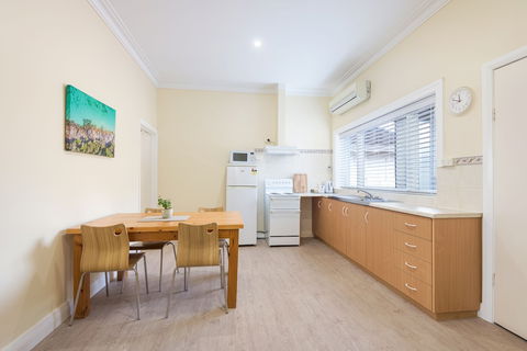 Albany Holiday Units - Accommodation Australia 3