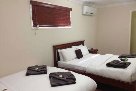 Mapleton Cabins & Caravan Park - Local Tourism 5