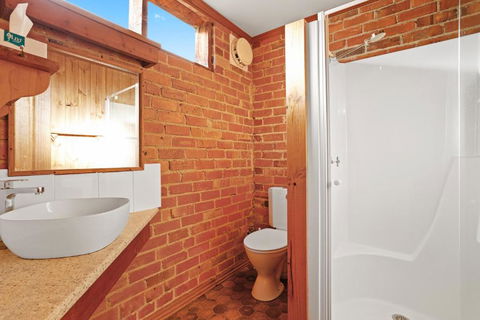 Diamond House Heritage Restaurant & Motor Inn - Accommodation Australia 2