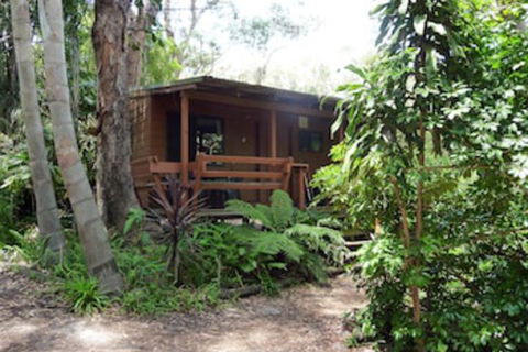 Samurai Beach Bungalows Port Stephens YHA - Accommodation Australia 0
