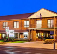 Holbrook Town Centre Motor Inn - Bed n Breakfasts
