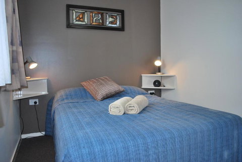 Nambucca River Tourist Park - Bed n Breakfasts 1