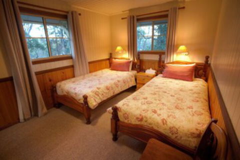 Accommodation Creek Cottages - Australia Shopping 0