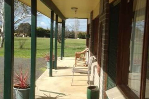 Gisborne Motel - Australia Shopping 5