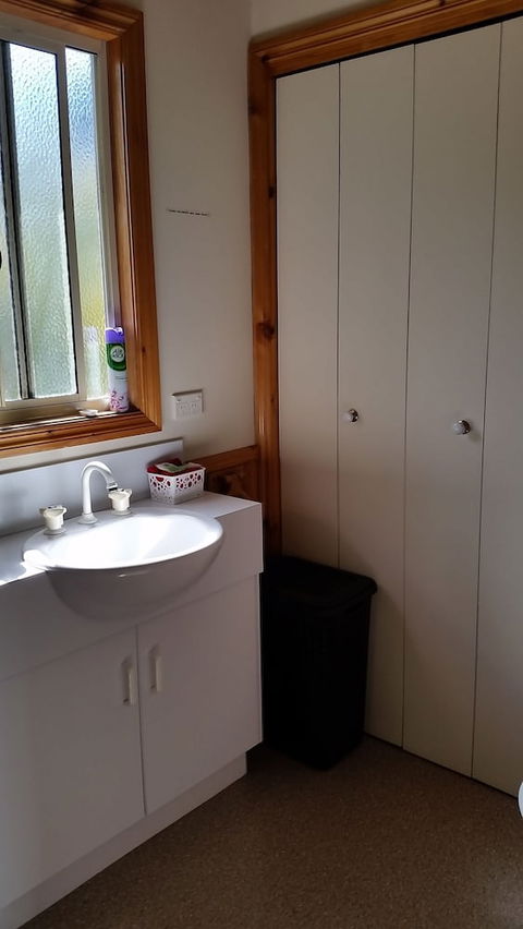 Awonga Cottages - Accommodation Australia 4