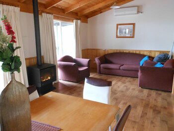 Awonga Cottages - Accommodation Australia 6