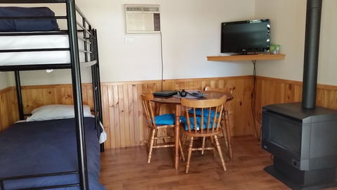 Awonga Cottages - Accommodation Australia 3