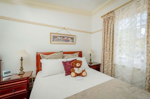 Cobb & Co Court Boutique Hotel - Accommodation Australia 1