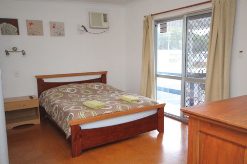 Seaforth Holiday Units - Local Tourism 1
