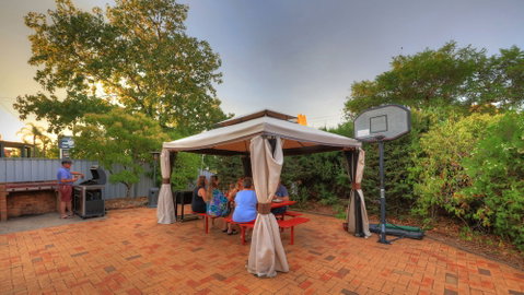 Shearing Shed Motor Inn - Accommodation Australia 2