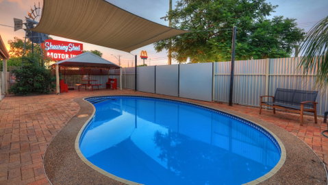 Shearing Shed Motor Inn - Accommodation Australia 5