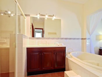 Wine And Roses B&B - Accommodation Australia 4