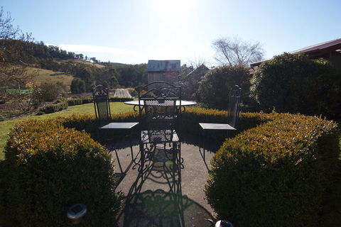 Hamlet Downs Country Accommodation - Local Tourism 2