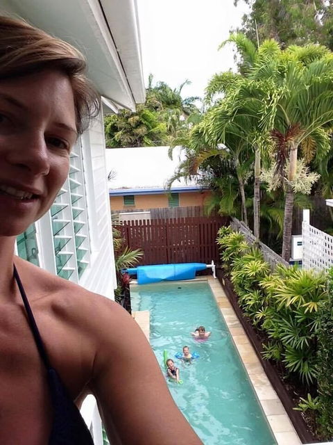 Deja Vu Palm Cove Private Heated Pool - Bed n Breakfasts 4