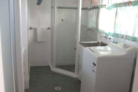 Palm Court Hervey Bay - Accommodation Australia 7