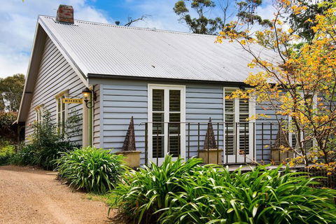 Illoura - Accommodation Australia 1