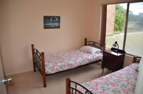 Arcadia Landing - Accommodation Australia 4