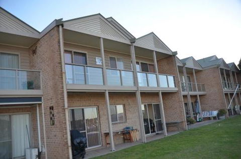 Arcadia Landing - Accommodation Australia 3