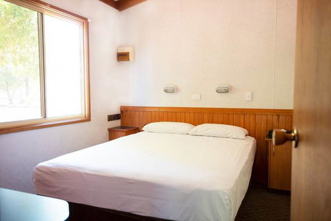 NRMA Dubbo Holiday Park - Bed n Breakfasts 7