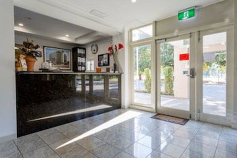 Baileys Motel - Local Tourism 0