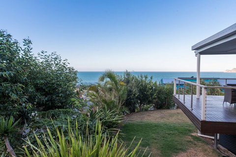 Hydeaway Bay Beach House - Accommodation Australia 2