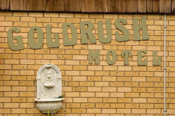 Young Goldrush Motel - Accommodation Australia 1