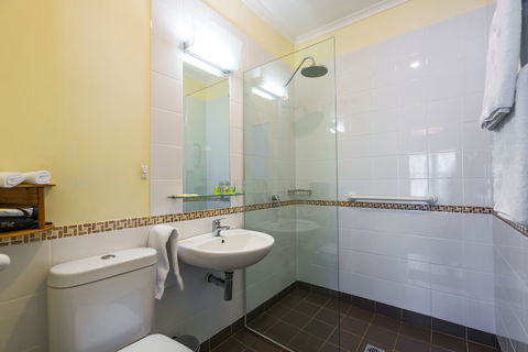 Ashdowns Of Dover B&B - Accommodation Australia 4