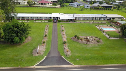 Atherton Motel - Local Tourism 3