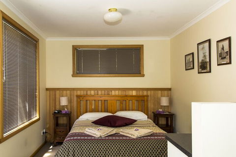 Abs By The Bay - Accommodation Australia 5