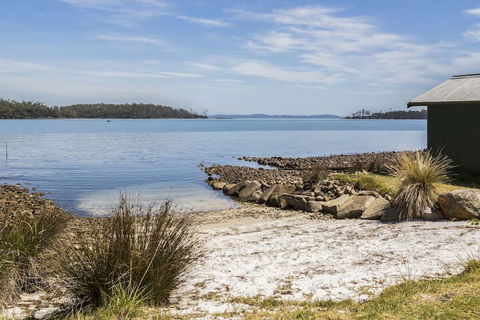 Abs By The Bay - Accommodation Australia 2