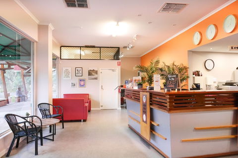 Alice Springs YHA - Hostel - Local Tourism 4