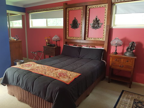 Tambaridge Bed And Breakfast - Bed n Breakfasts 3