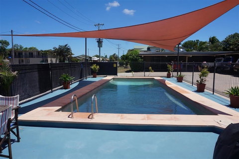 A & A Motel - Accommodation Australia 1