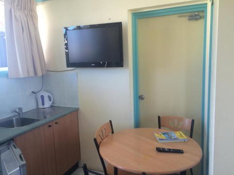 John Oxley Motel - Australia Shopping 1