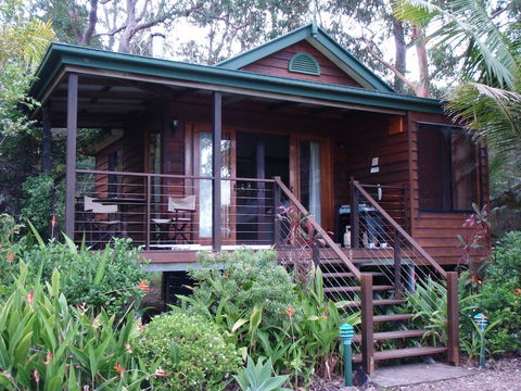 Lake Weyba Cottages - Accommodation Australia 1