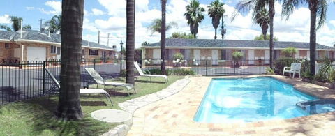 Town & Country Motor Inn - Local Tourism 3