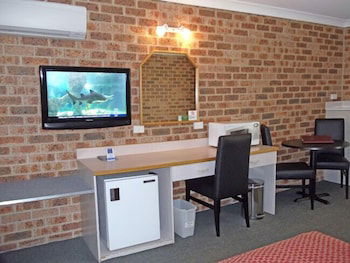 Town & Country Motor Inn - Local Tourism 6