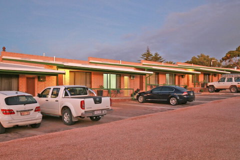 Streaky Bay Motel And Villas - Local Tourism 1