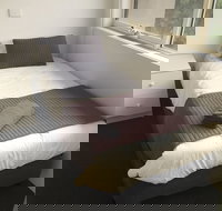 Moody's Motel - Australia Shopping