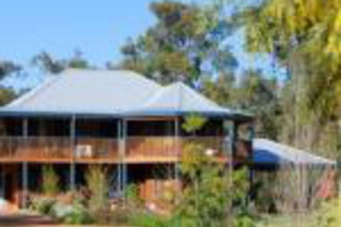 Riverwood Retreat - Bed n Breakfasts 0