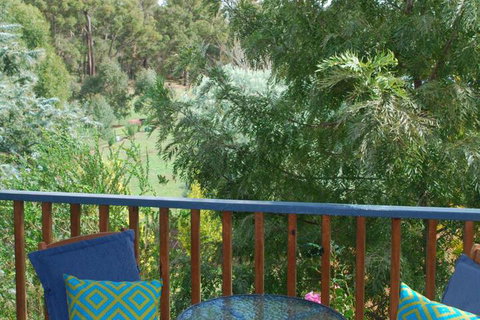 Riverwood Retreat - Bed n Breakfasts 5