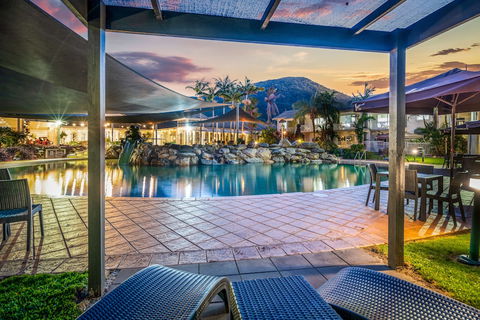 Hotel Grand Chancellor Palm Cove - Bed n Breakfasts 0
