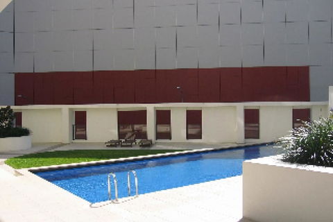 Astra Apartments - Paramatta - Bed n Breakfasts 1