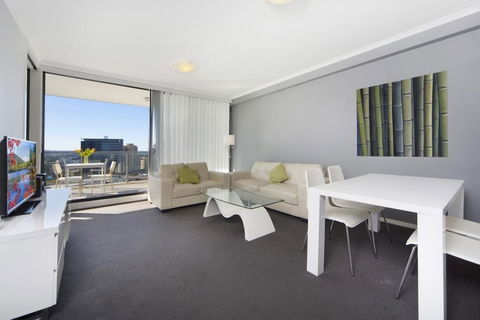 Astra Apartments - Paramatta - Bed n Breakfasts 3