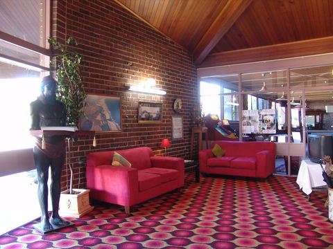 Apollon Motor Inn - Accommodation Australia 3