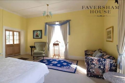 Faversham House - Local Tourism 3