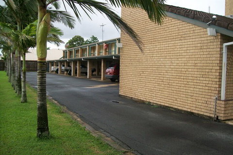 Sun Plaza Motel Mackay - Local Tourism 1