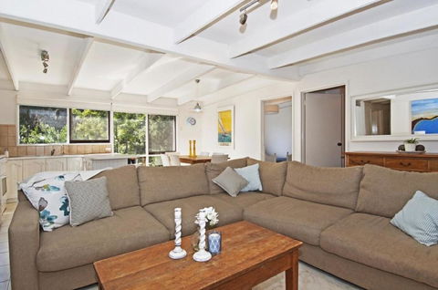 De Angelis Beach House - Accommodation Australia 3