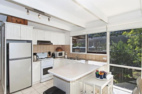 De Angelis Beach House - Accommodation Australia 2